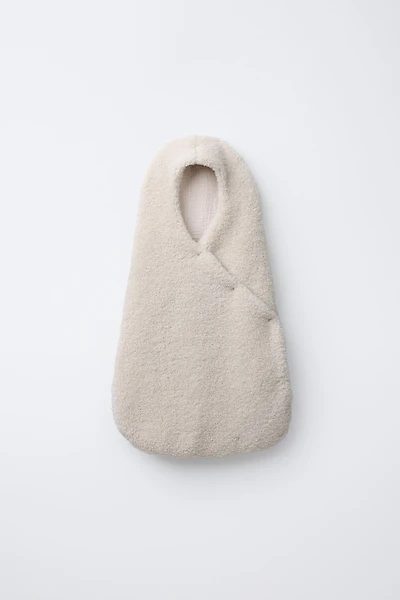 FLEECE BABY CARRIER