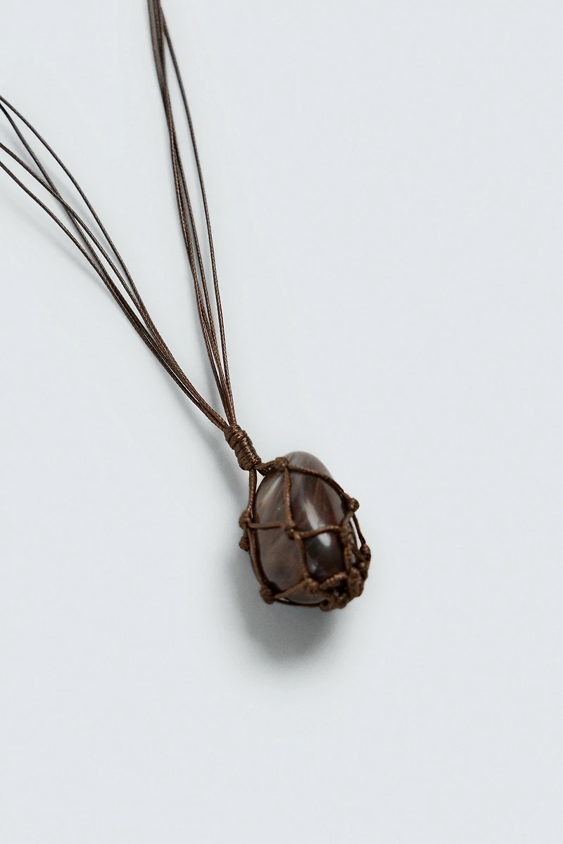 CORD NECKLACE WITH RED PENDANT