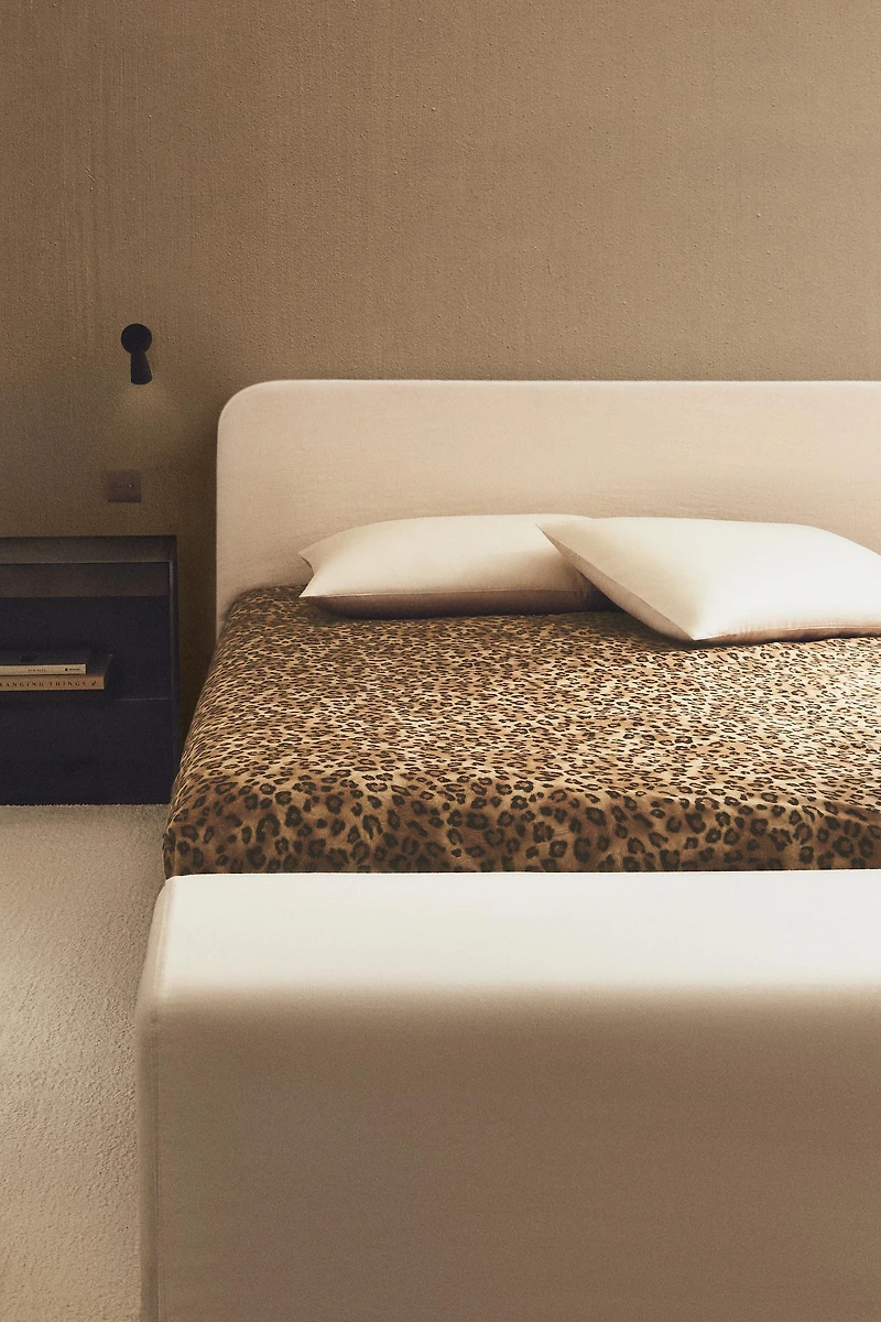 SATEEN DUVET COVER WITH ANIMAL PRINT