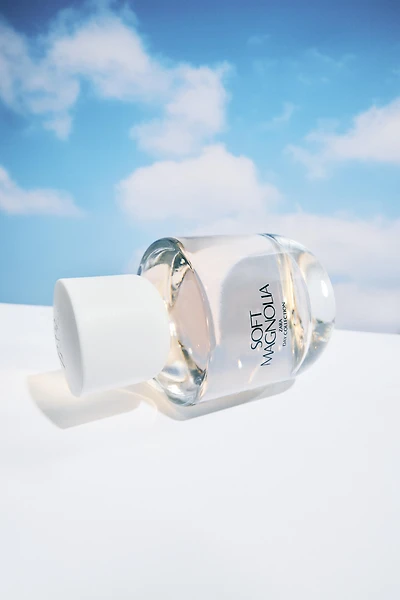 SOFT MAGNOLIA EDT 90ML (3.04 FL. OZ.)