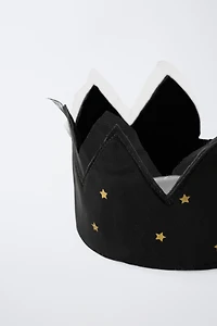 STAR TULLE CROWN