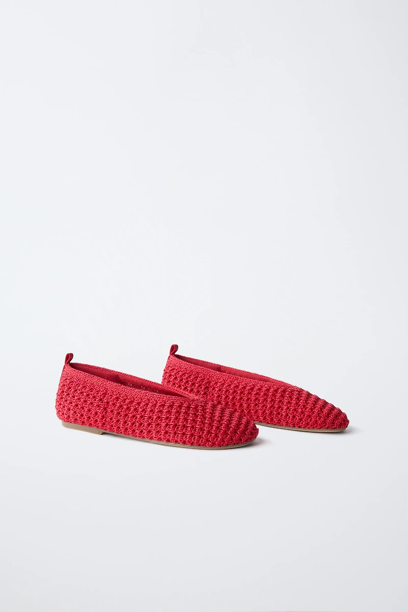 CROCHET BALLET FLATS