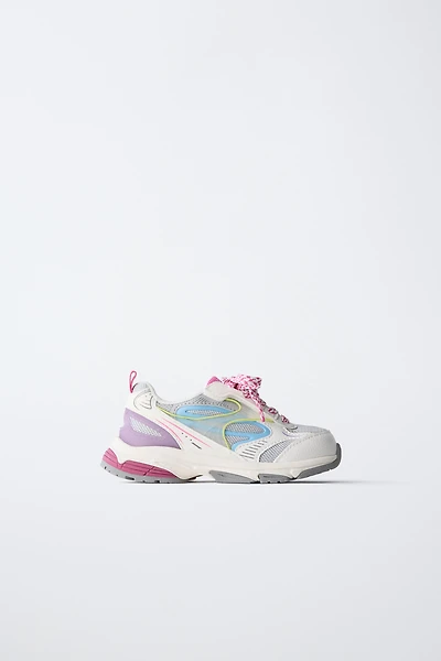 COLORFUL SNEAKERS