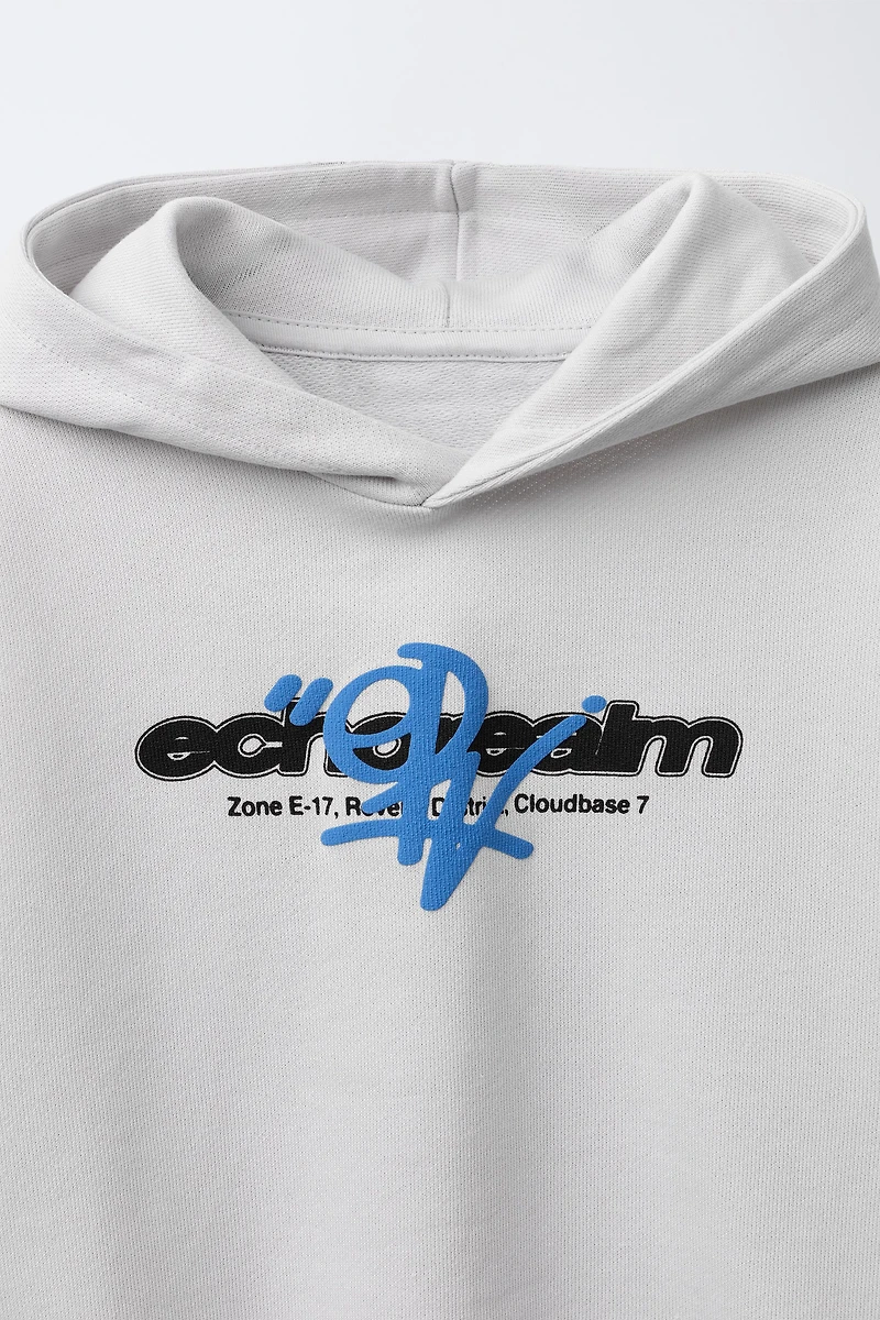 SWEAT À CAPUCHE ET MANCHES COURTES