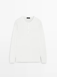 Long sleeve henley neck T-shirt