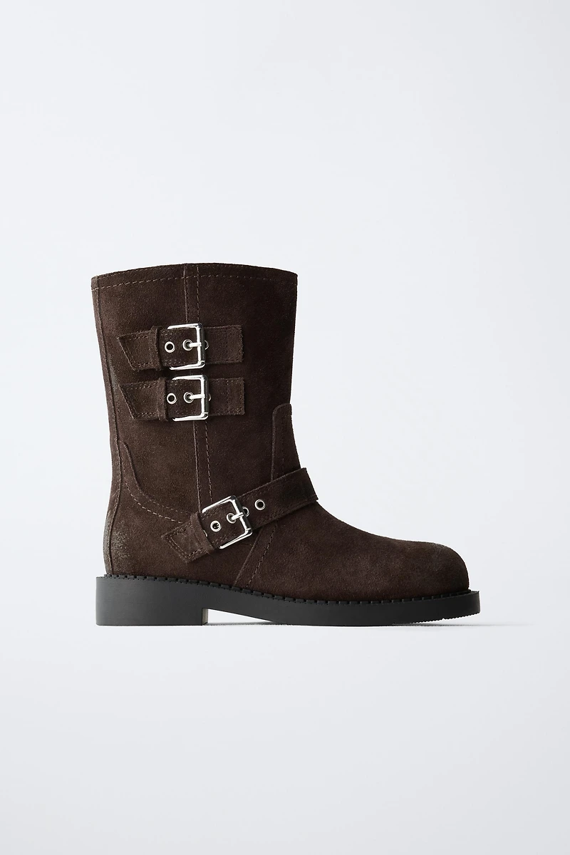 BUCKLED LEATHER BOOTS