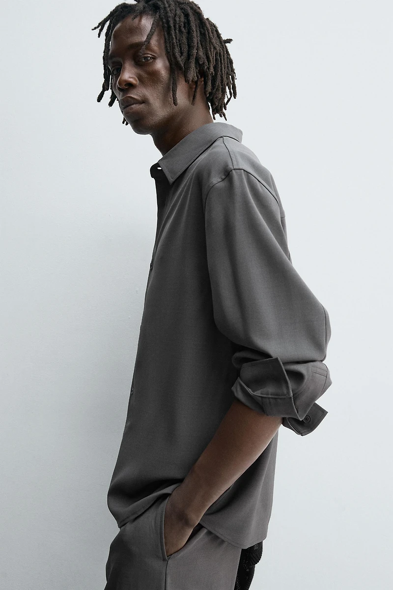 RELAXED FIT FLOWY SHIRT