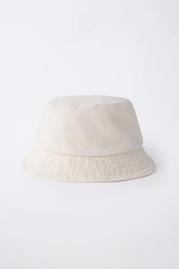 CONTRAST STITCH BUCKET HAT