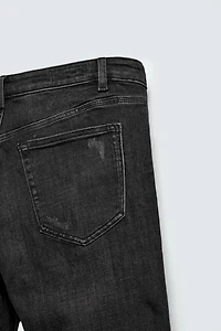 RIPPED SKINNY FIT JEANS