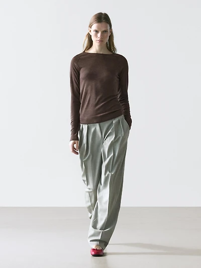 Wool T-shirt with raglan sleeves