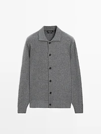100% wool knit cardigan with polo collar