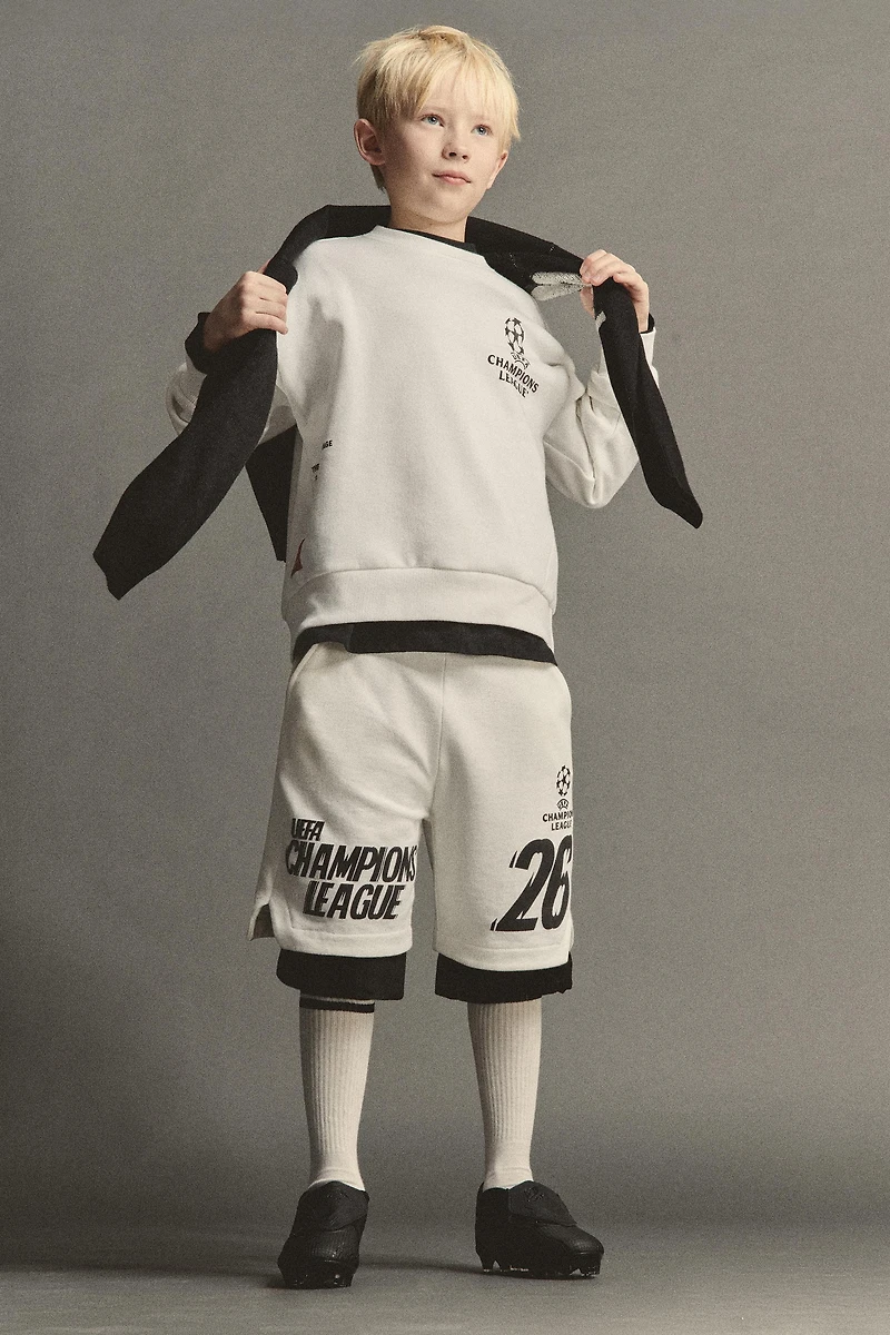 EMBOSSED UEFA CHAMPIONS LEAGUE ® SHORTS