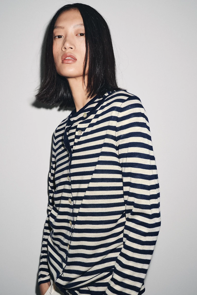 STRIPED KNIT CARDIGAN