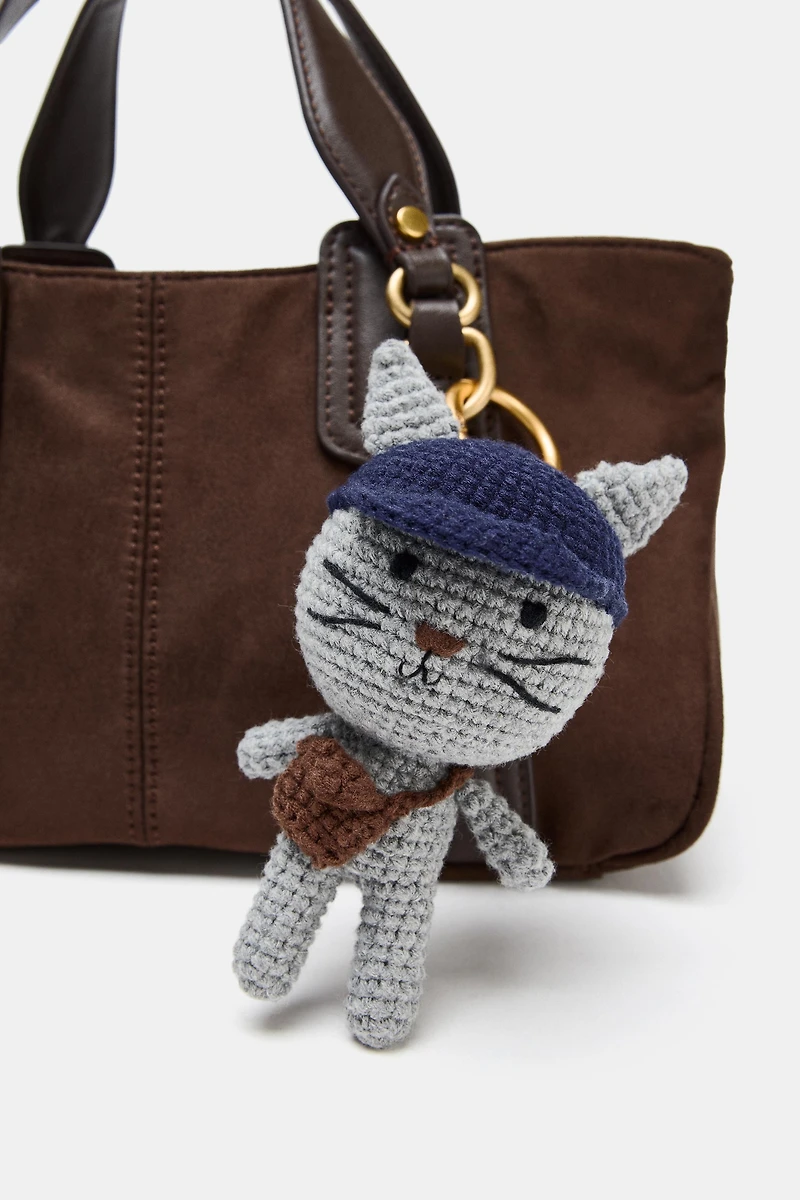 KITTEN CHARM KEYCHAIN