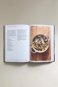 GLOBAL BARBECUE, ROAST, AND GRILL COOKBOOK (ENGLISH)