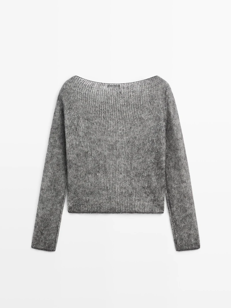 Short knit alpaca and wool sweater