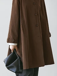 Cape coat with oversize collar detail