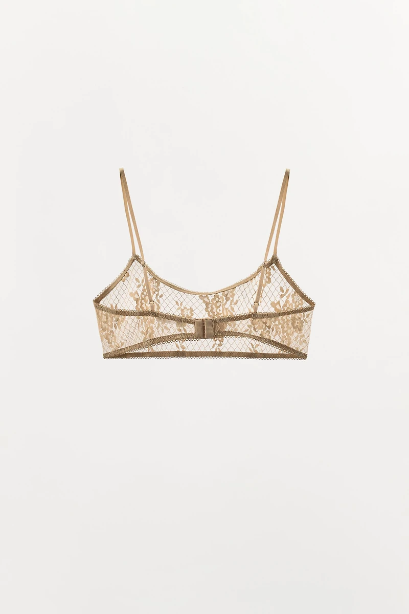 BRASSIÈRE EN DENTELLE