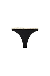 SEAMLESS LACE THONG