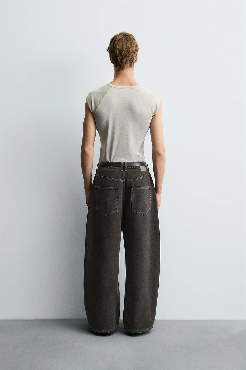 RELAXED FIT PANTS WITH ROTATED SEAM