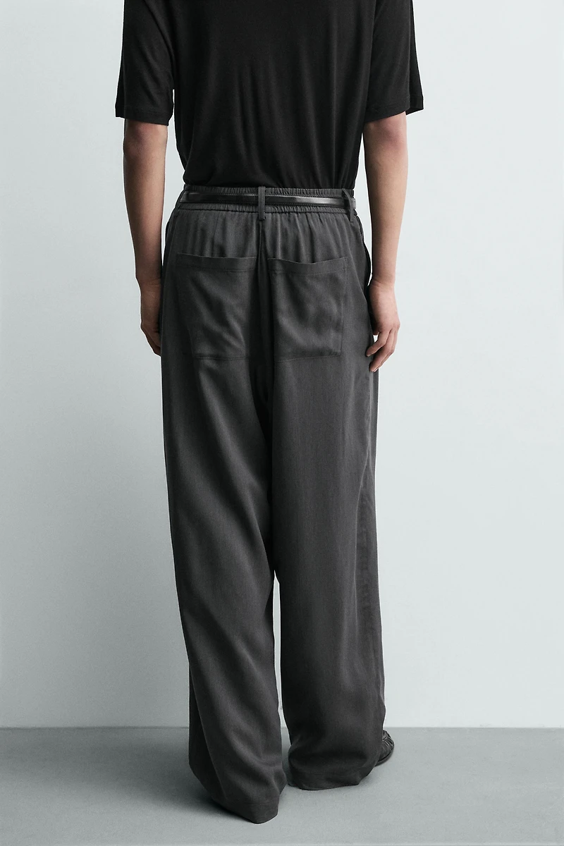PANTALON FLUIDE À PLIS
