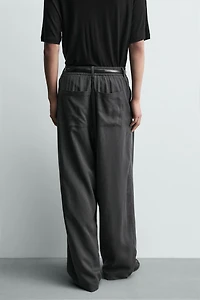 PANTALON FLUIDE À PLIS