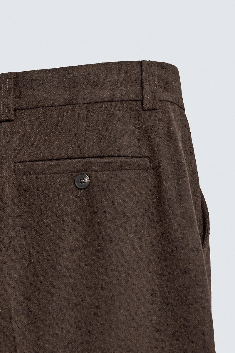 PLEATED BUTTONED PANTS