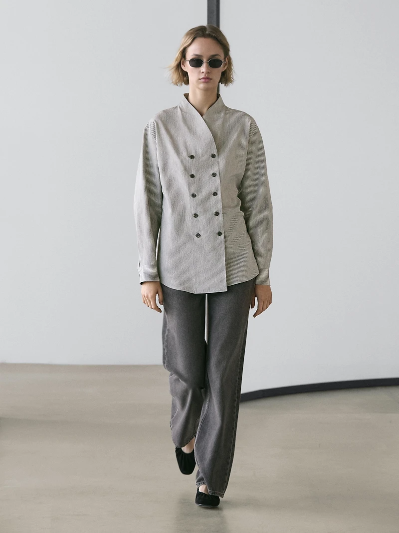 Chemisier fluide à rayures avec boutons fantaisie