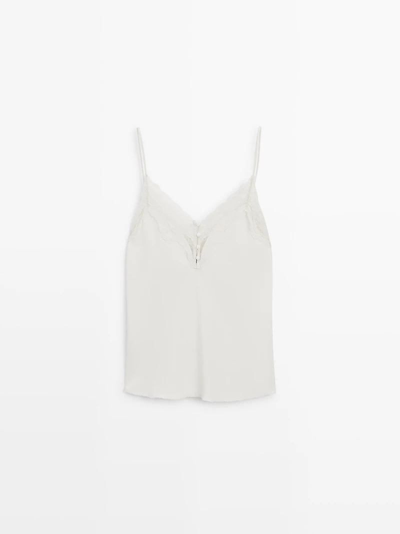 Top nuisette boutons