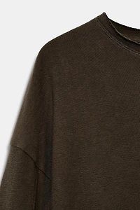 TEXTURED LONG SLEEVE T-SHIRT