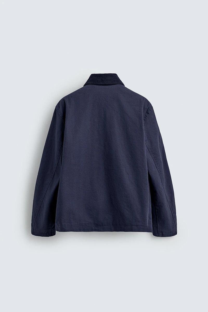 BLOUSON COL CONTRASTE À BRANDEBOURGS