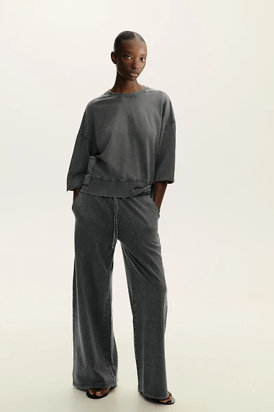 WASHED SWEATSHIRT