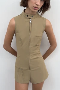SHORT ZIPPER JUMPSUIT