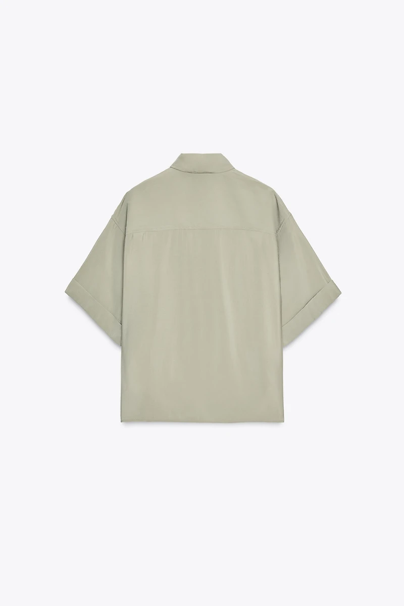 FLOWY SHORT SLEEVE SHIRT