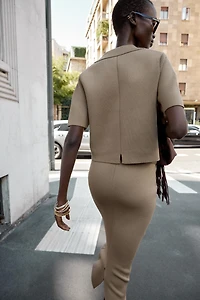 BELTED KNIT SKIRT