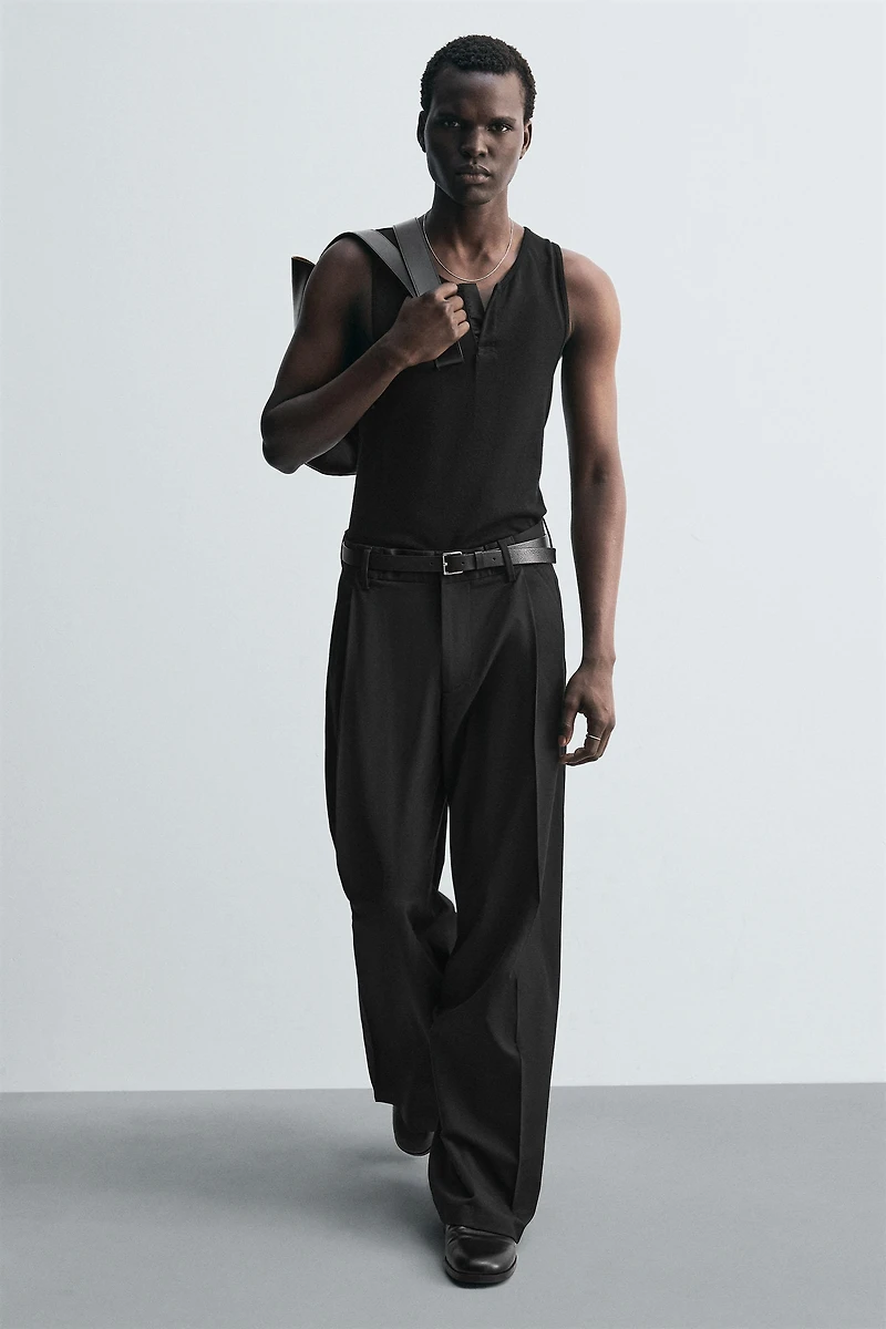PLEATED WIDE FIT PANTS