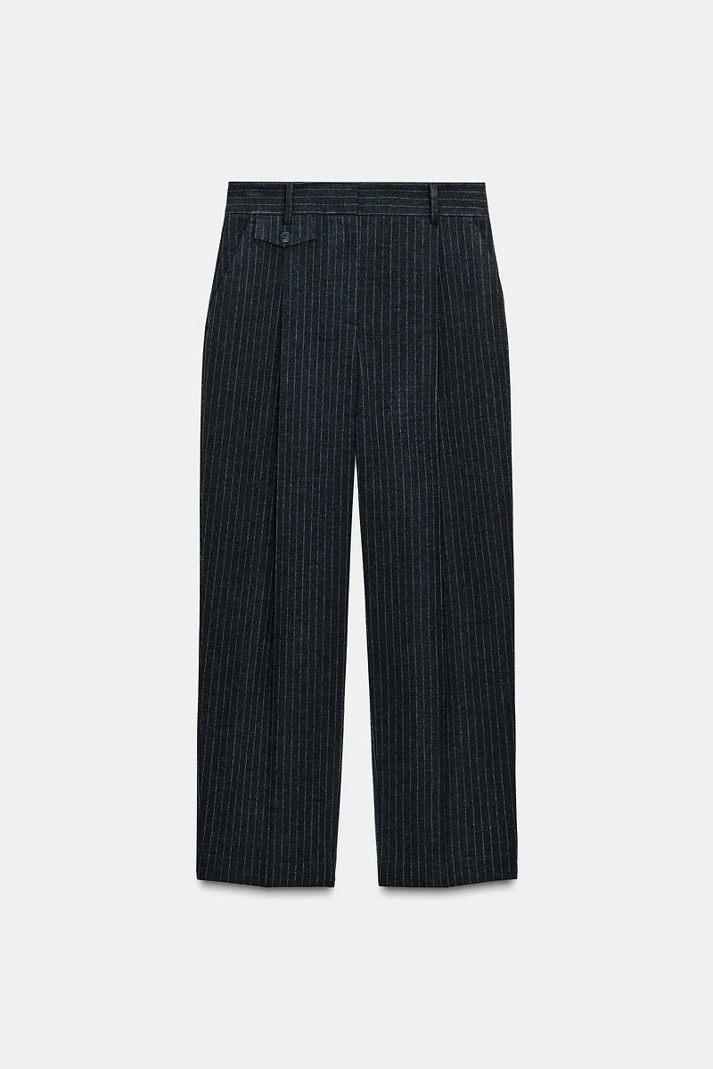 PLEATED STRAIGHT LEG PANTS