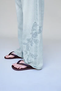 RHINESTONE EMBROIDERED FLORAL WIDE LEG JEANS