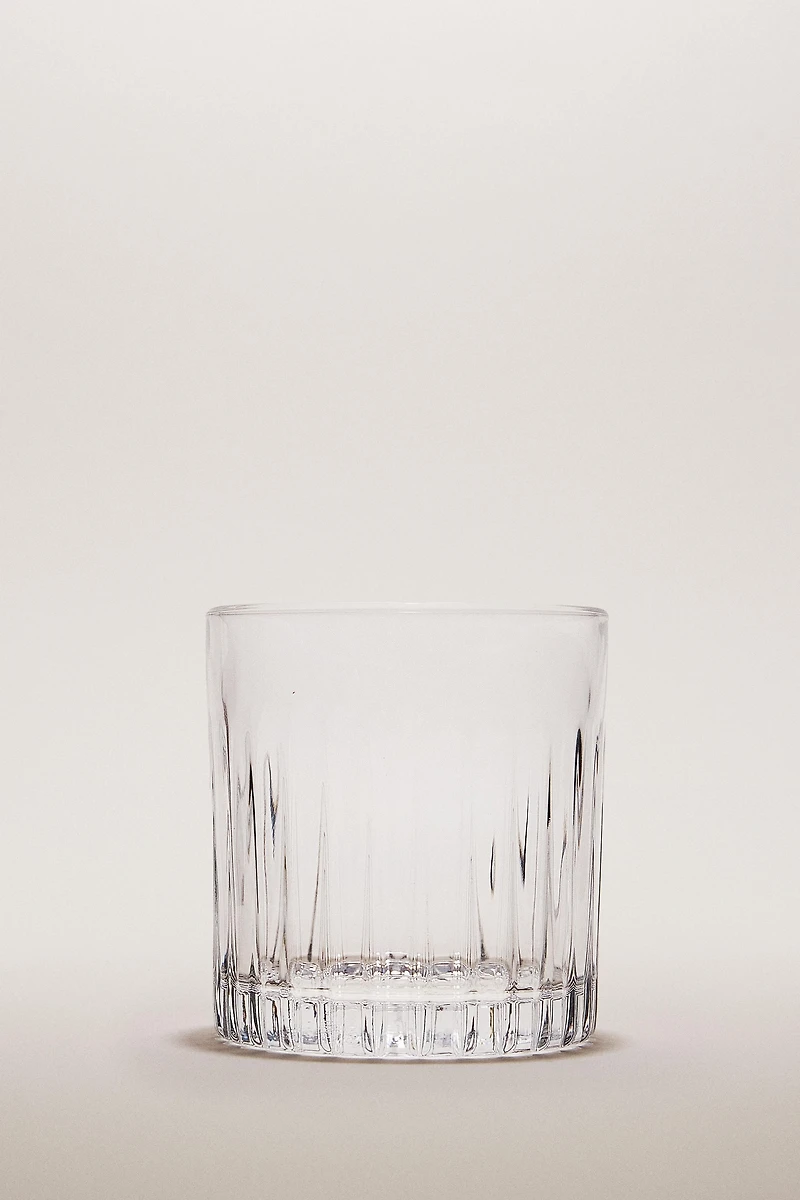 RAISED CRYSTALLINE TUMBLER