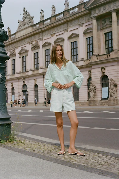 Z1975 MOM FIT SHORTS