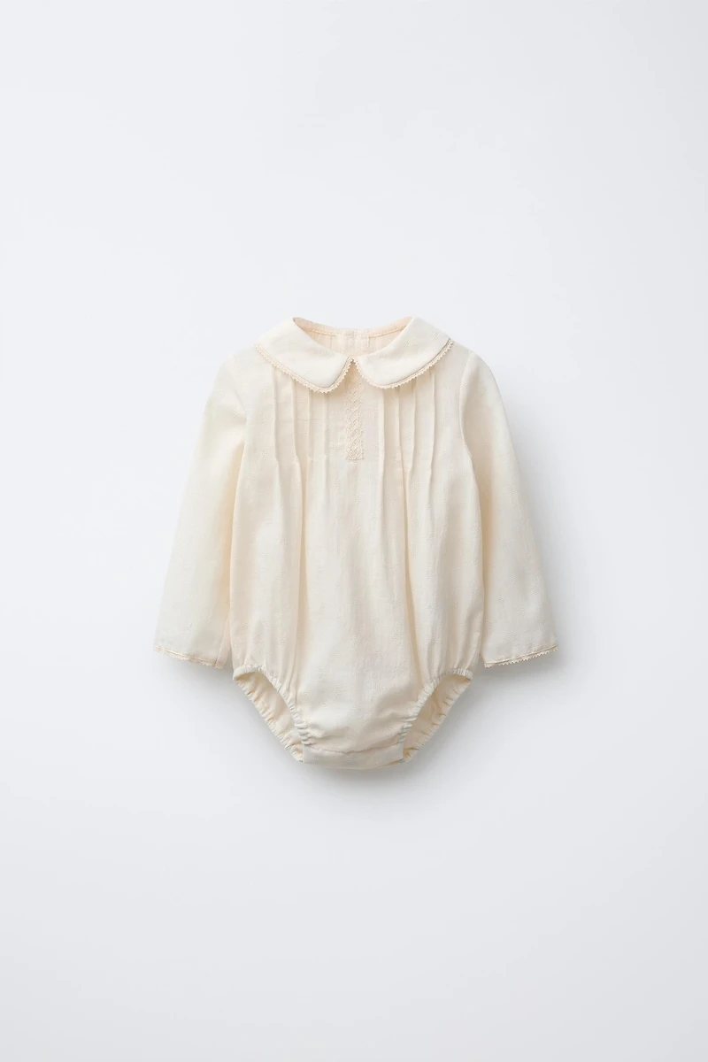 BODY DENTELLE PLIS NERVURÉS