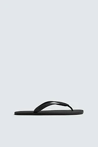 STRAPPY SANDALS