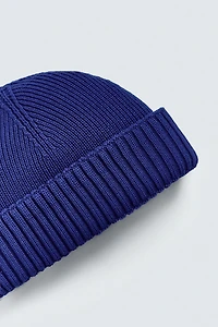 SHORT KNIT HAT
