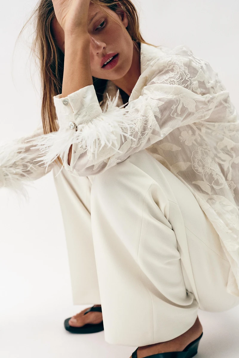 FEATHER EMBROIDERED SHIRT