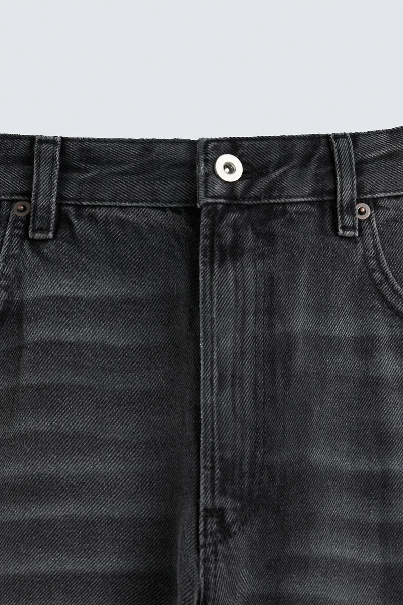 FLARE FIT JEANS