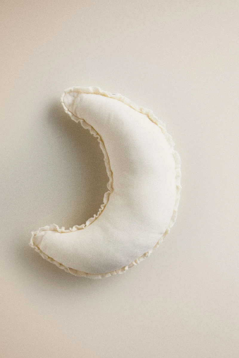 KIDS LINEN MOON CUSHION