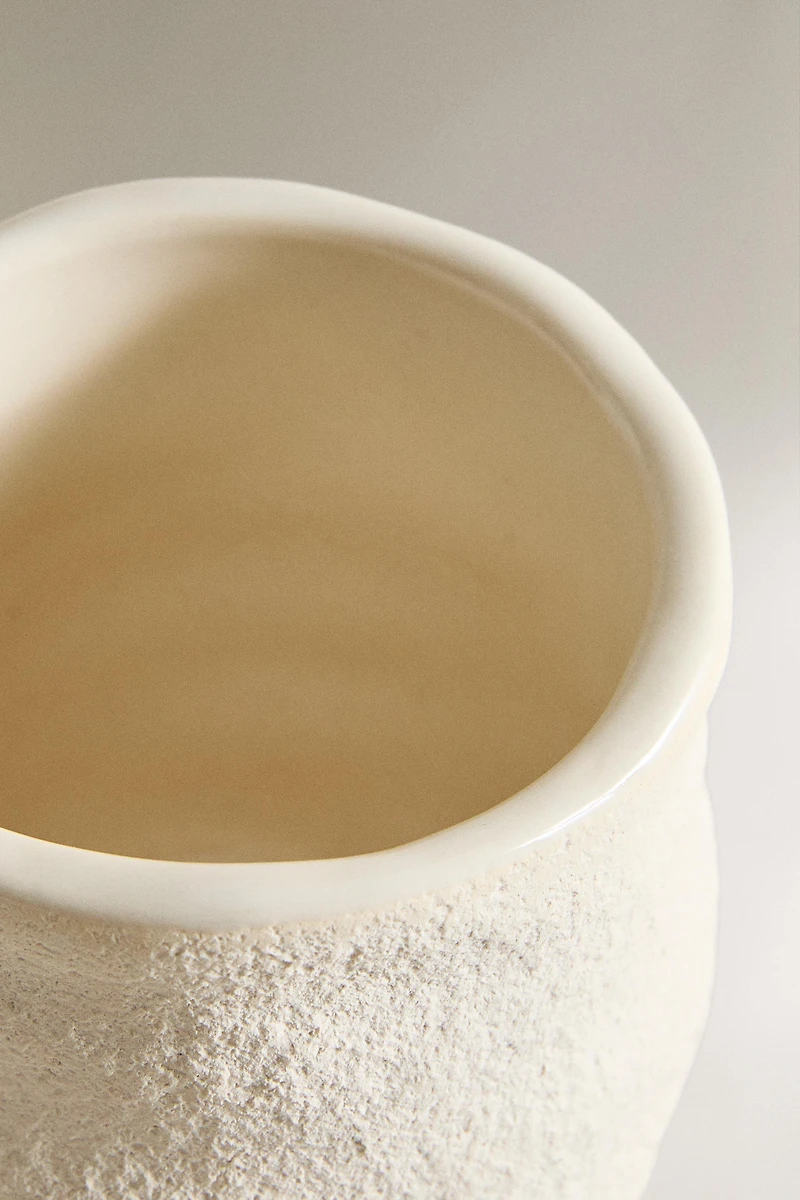 TEXTURED CERAMIC TOOTHBRUSH TUMBLER