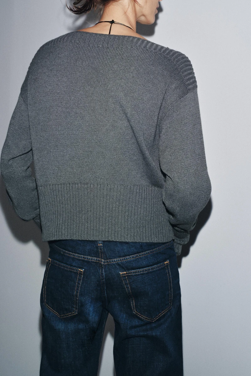 BOAT NECK KNIT SWEATER