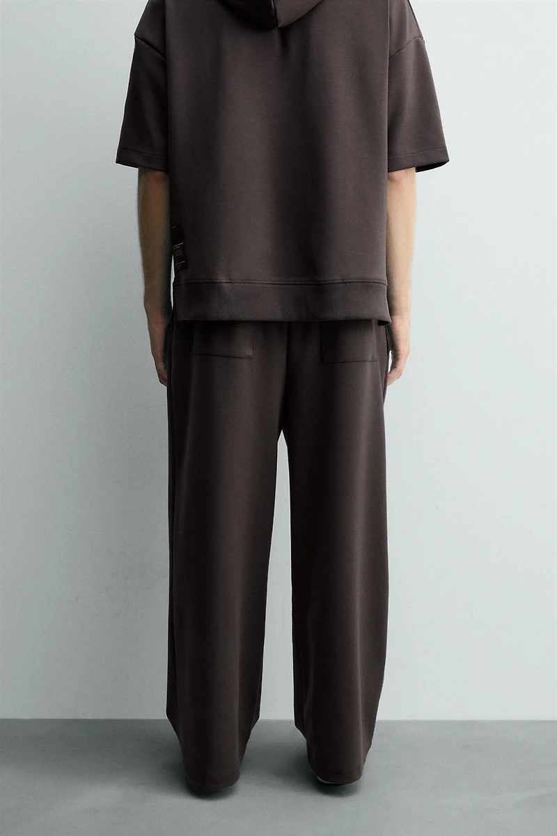 PANTALON INTERLOCK PLIS ÉTIQUETTE