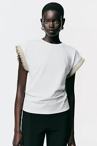 METALLIC THREAD RUFFLE T-SHIRT